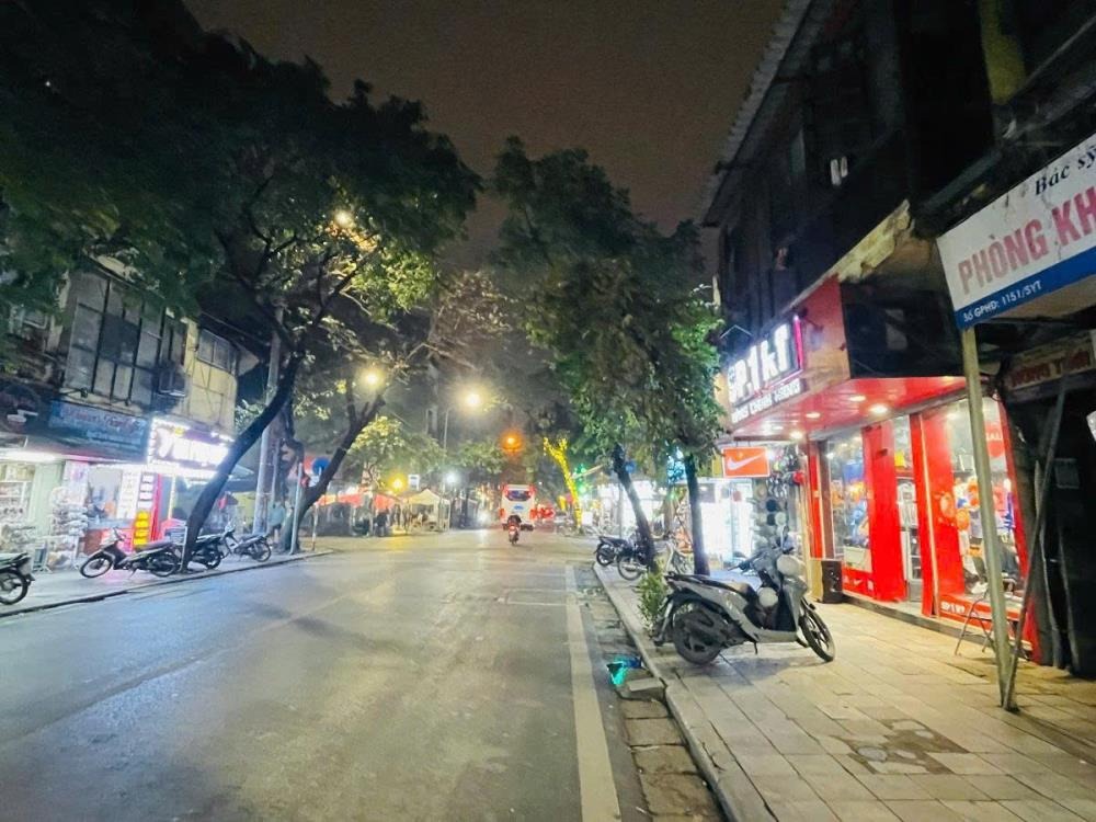 Mặt Phố Hàng Bông Hoàn Kiếm - 180m2 - MT 7.5m - Pháp Lý Sổ Đỏ - Giá Tốt