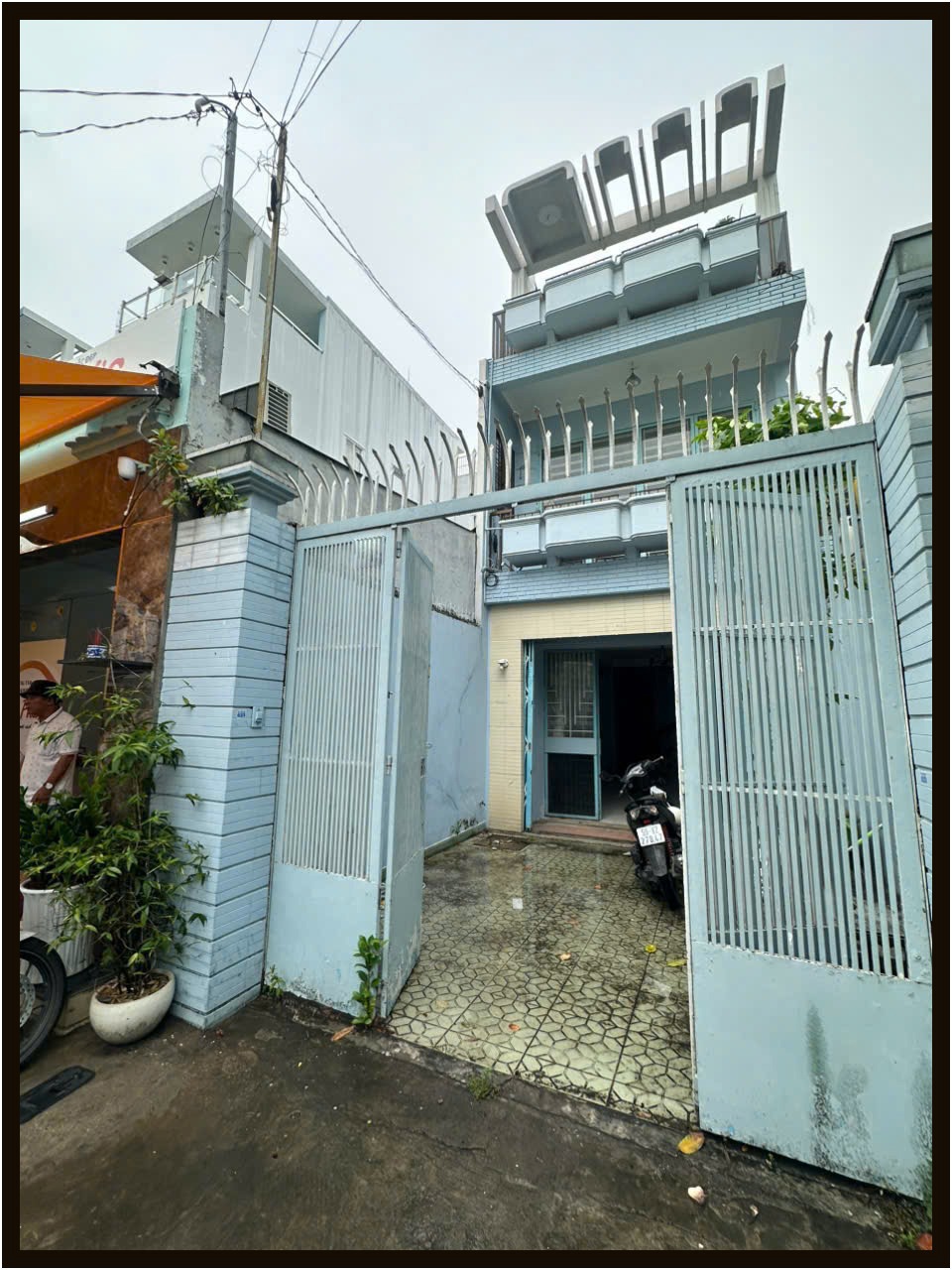 Bán nhà phố Quận 6 - 4.2x23m, 1 trệt 2 lầu, giá 12.8 tỷ - Vị trí đắc địa