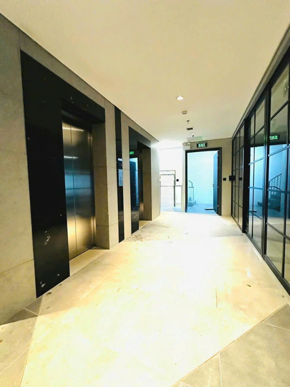 Bán Tòa Building Mặt Phố Thọ Tháp 190m2, Full GPXD, Giá Tốt