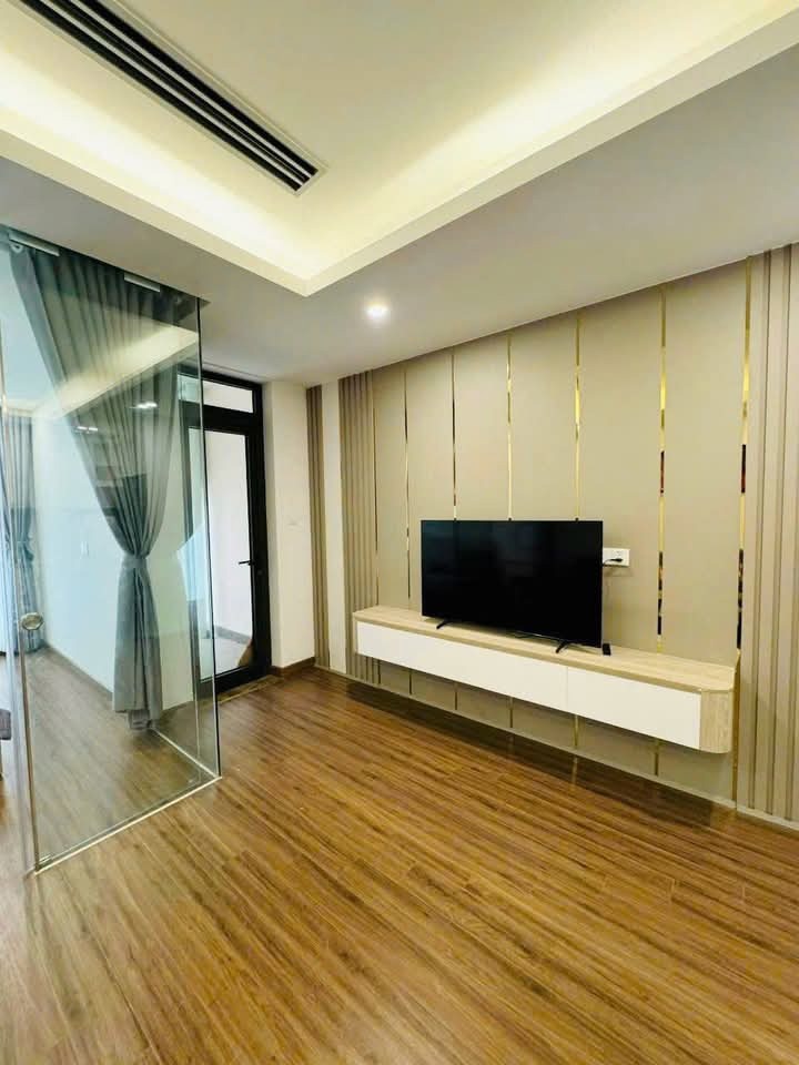 Bán nhà Trần Thái Tông, Cầu Giấy - 20.5 tỷ - 86m² - Mặt tiền đẹp