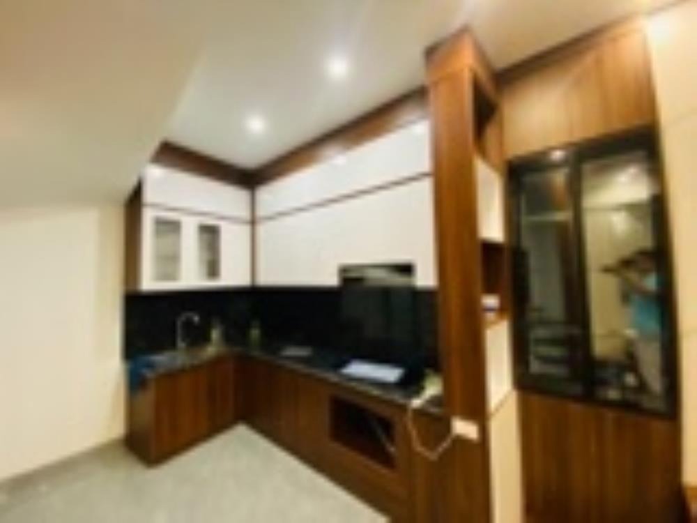 Bán Nhà Ngọc Thuỵ Giá 6.3 Tỷ - 30m2, Đẹp, Hiện Đại