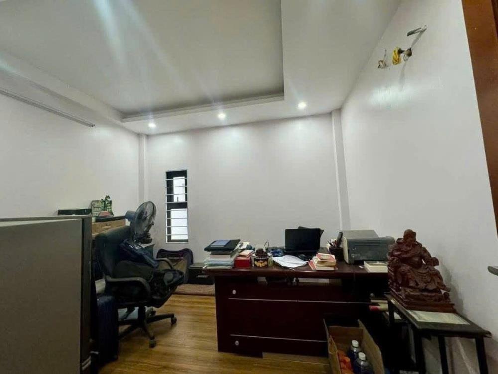 Cầu Giấy - Lô Góc 3 Thoáng - Giá 6.9 Tỷ - Vị Trí Đẹp