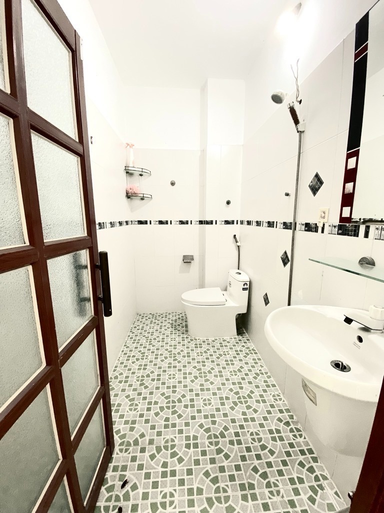 Bán Nhà Góc 2 Mặt Hẻm Xe Tải Gò Vấp - 68m² - 7 tỷ - Kinh Doanh Đa Ngành