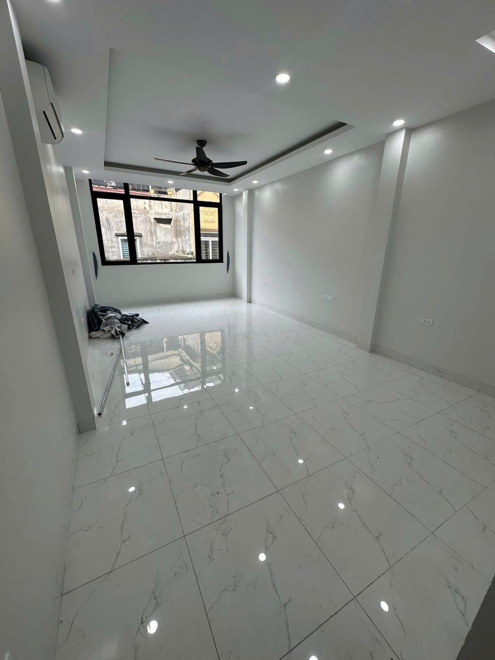 Hoàng Mai Nhà Đẹp - Ngõ Ô Tô - 8.9 Tỷ