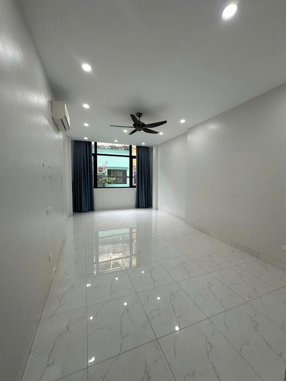 Hoàng Mai Nhà Đẹp - Ngõ Ô Tô - 8.9 Tỷ