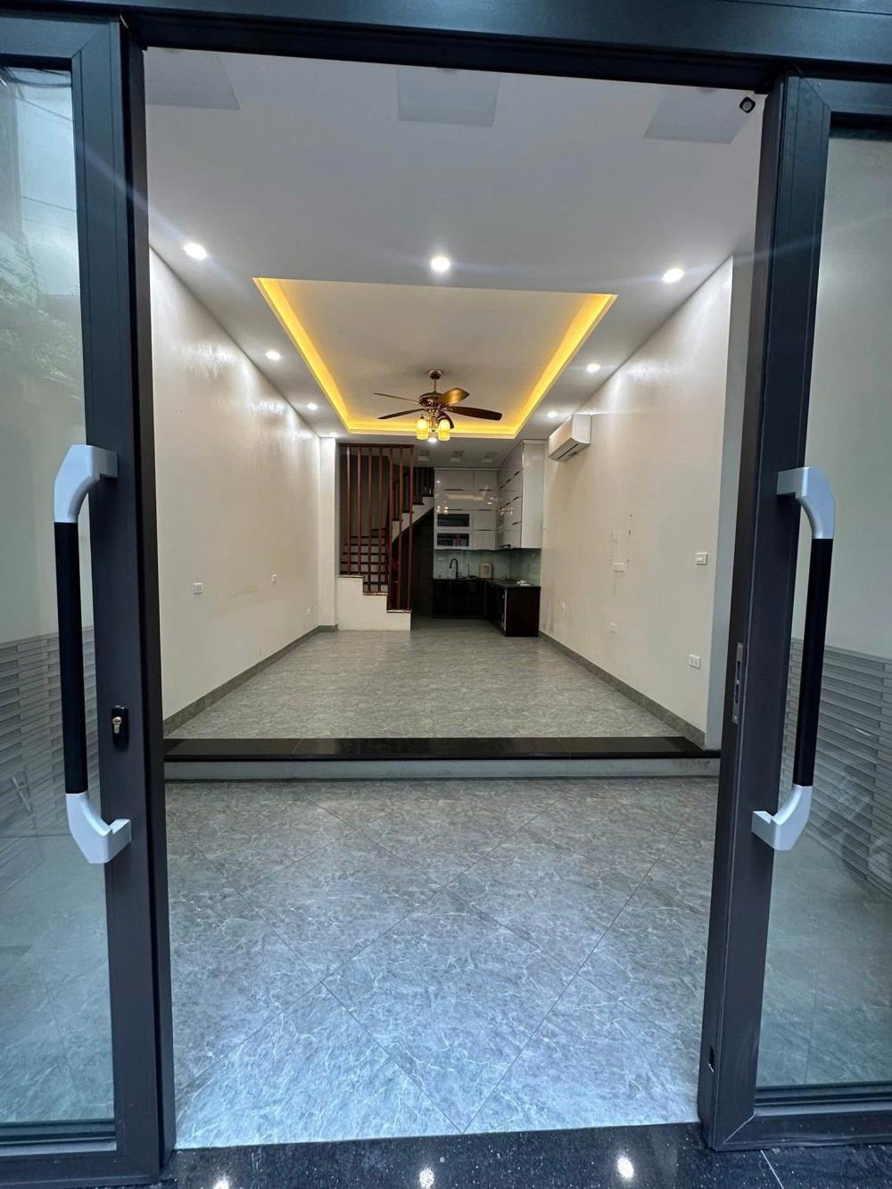 Hoàng Mai Nhà Đẹp - Ngõ Ô Tô - 8.9 Tỷ