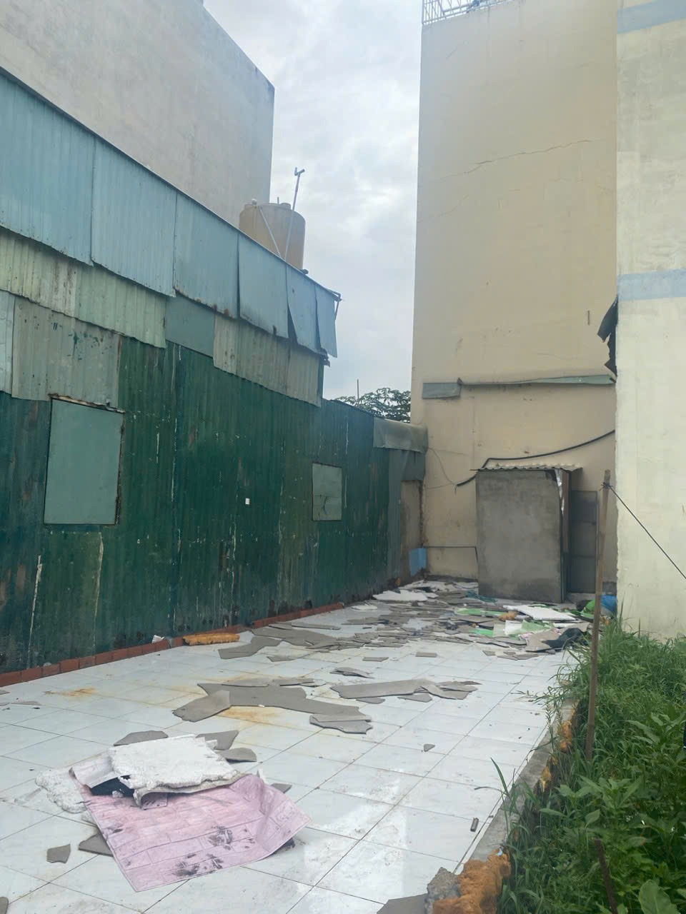 Bán Đất Quận 9 Giá Tốt - 4x13m, Sổ Đỏ, Vị Trí Đẹp
