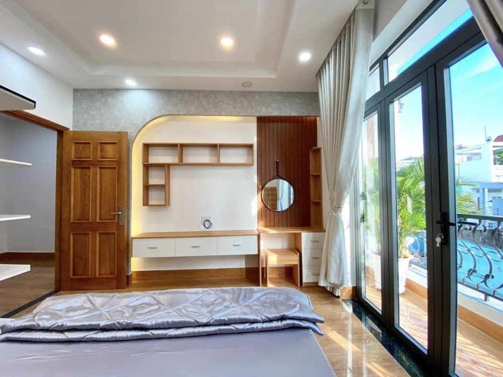 🔥 Giảm 100TR - Nhà 4 Tầng Phạm Văn Chiêu, 60m2, 8.x Tỷ