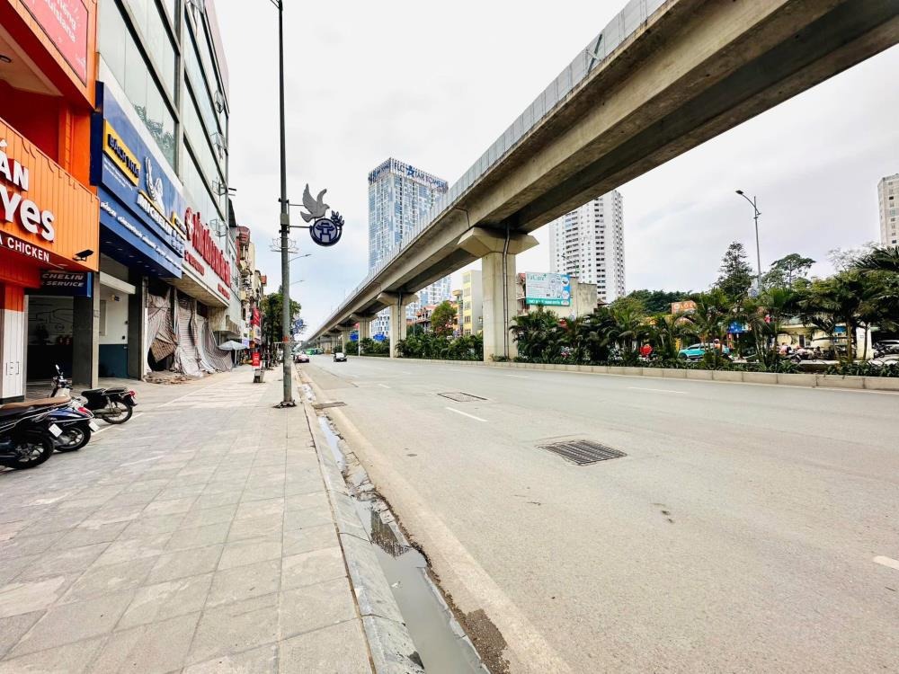 Mặt phố Hà Đông - Vị trí siêu kinh doanh - 40m2 x 4 tầng - Giá đầu tư