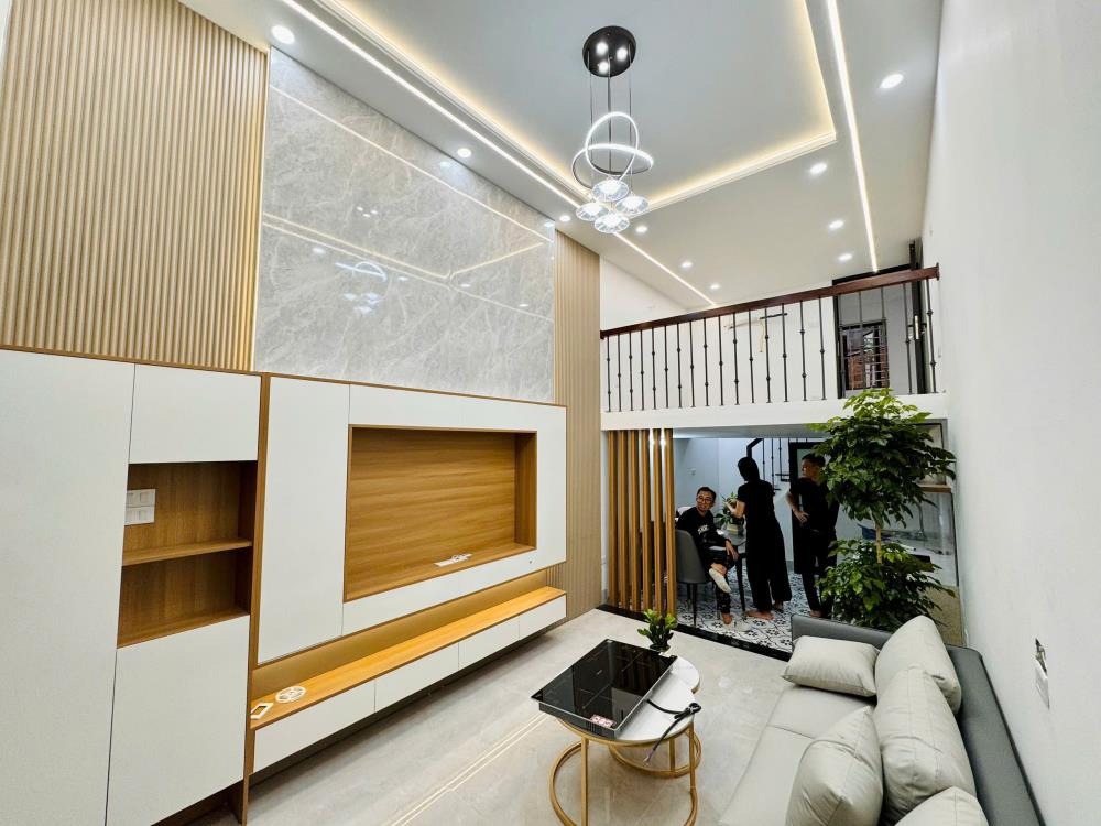 Chính Chủ Bán Nhà Đẹp Đống Đa - 4 Tầng - Full Nội Thất Cao Cấp - Giá 6.15 Tỷ