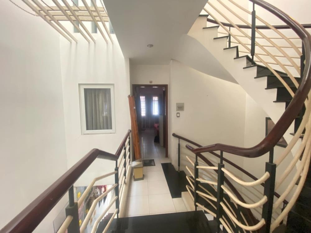 Nhà 4 Tầng KDC Phú Thuận Quận 7: Giá 16 Tỷ - 5x20m, Vị Trí Đẹp