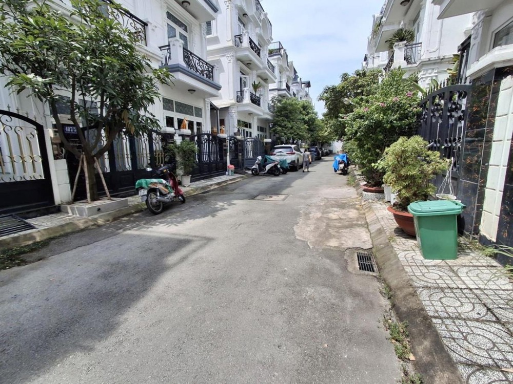 Nhà 4 Tầng KDC Anh Đào Hà Huy Giáp, Q12: 60m2, 6x10m, Chỉ 6.2 Tỷ