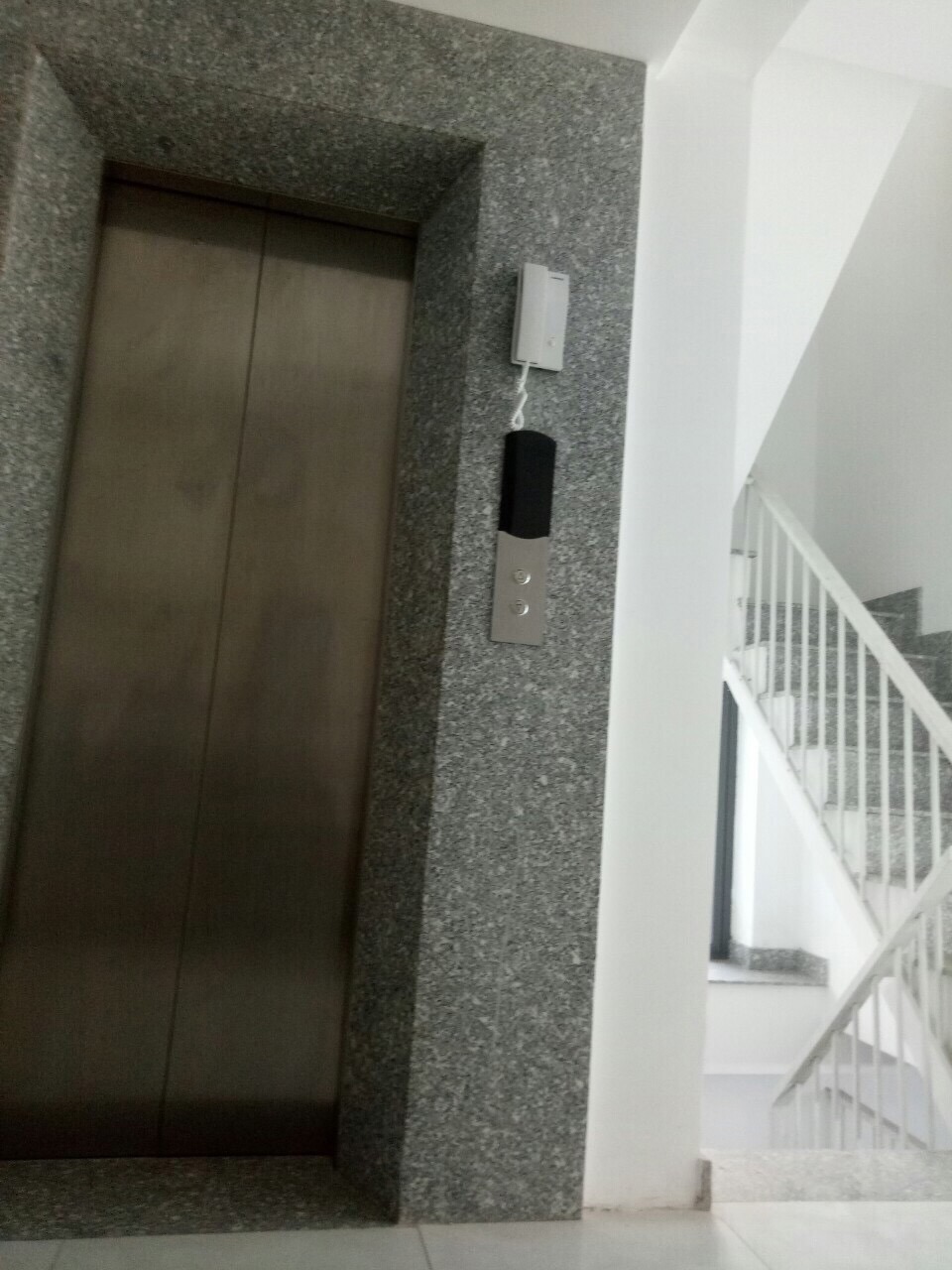 Bán Gấp Toà Nhà Mặt Tiền Nguyễn Văn Trỗi, P.8, Quận Phú Nhuận - 250m2, 5 Tầng, Giá 48 Tỷ