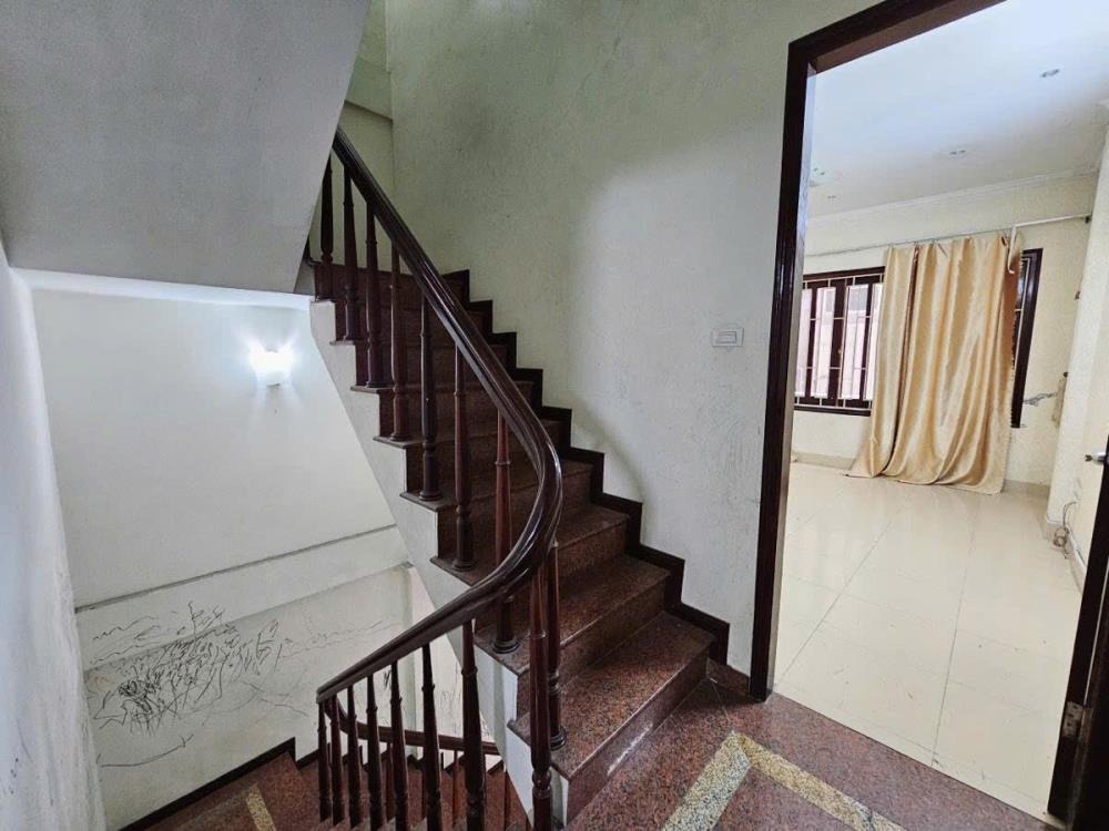 Bán nhà phân lô ô tô Đống Đa - 46m2, 5 tầng, MT 4.2m - Giá 15 tỷ