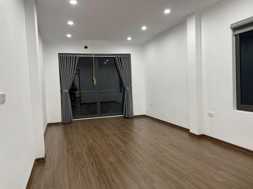 Nhà Phố Ngô Quyề Hà Đông 4 Tầng - Vị Trí Đẹp, Giá Tốt - 13 Tỷ