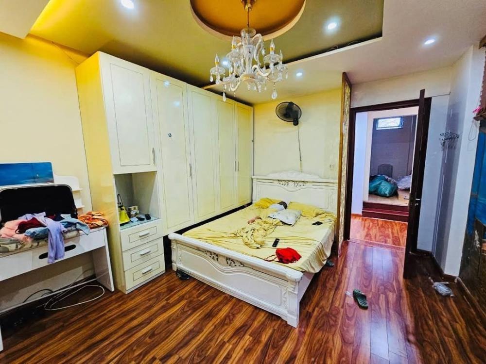 Cần Bán Căn Hộ Tòa A6 KĐT Nam Trung Yên: 43m2, 2PN, 3.35 Tỷ