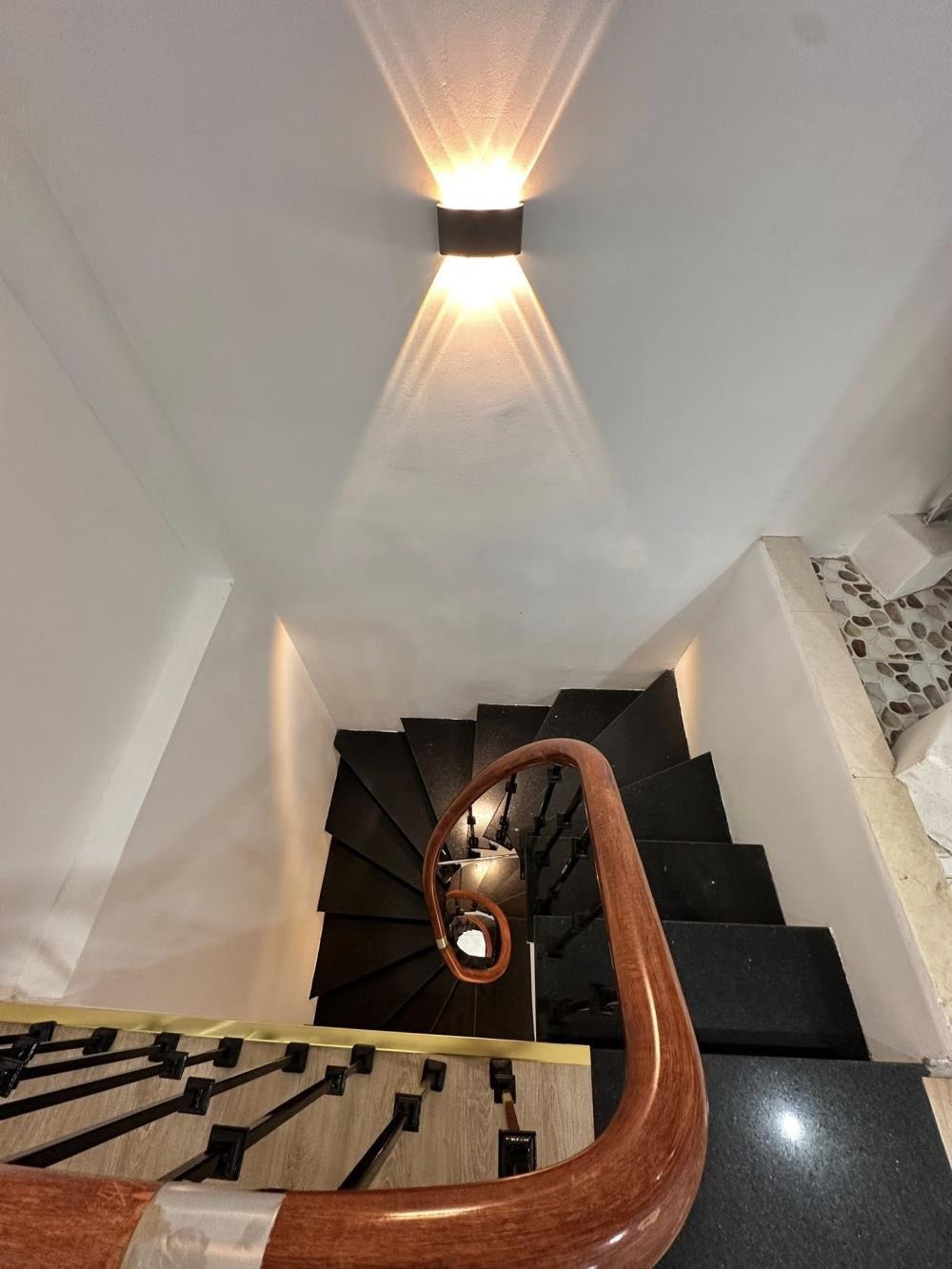 Bán nhà phố Thanh Nhàn, Hai Bà Trưng - 44m2, 4 tầng, Giá 11.8 tỷ