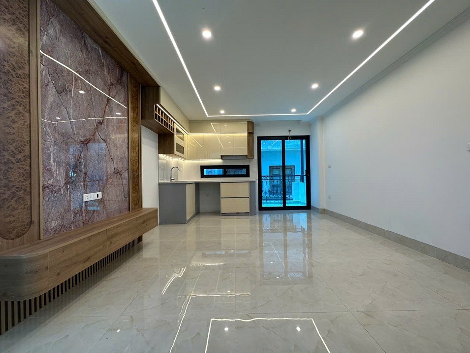 Nhà Mới, Thang Máy, Gần Phố - Vị Trí Đắc Địa Thanh Xuân