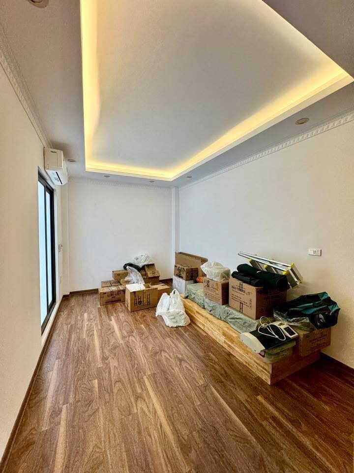 Bán nhà phố Minh Khai, Hai Bà Trưng 30m2, 5 tầng, Giá 7.2 tỷ - 0937158386