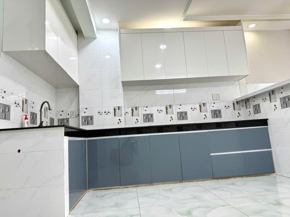 Bán nhà Quận 8: Hẻm xe hơi, 1 lầu, 4x11m, Sổ Hồng - 4.89 tỷ