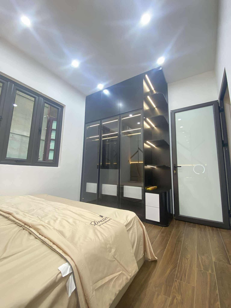 Bán nhà ngõ 169 Hoàng Mai: 26m2 x 5 tầng, giá 5.36 tỷ - Vị trí hiếm, đầu tư sinh lời