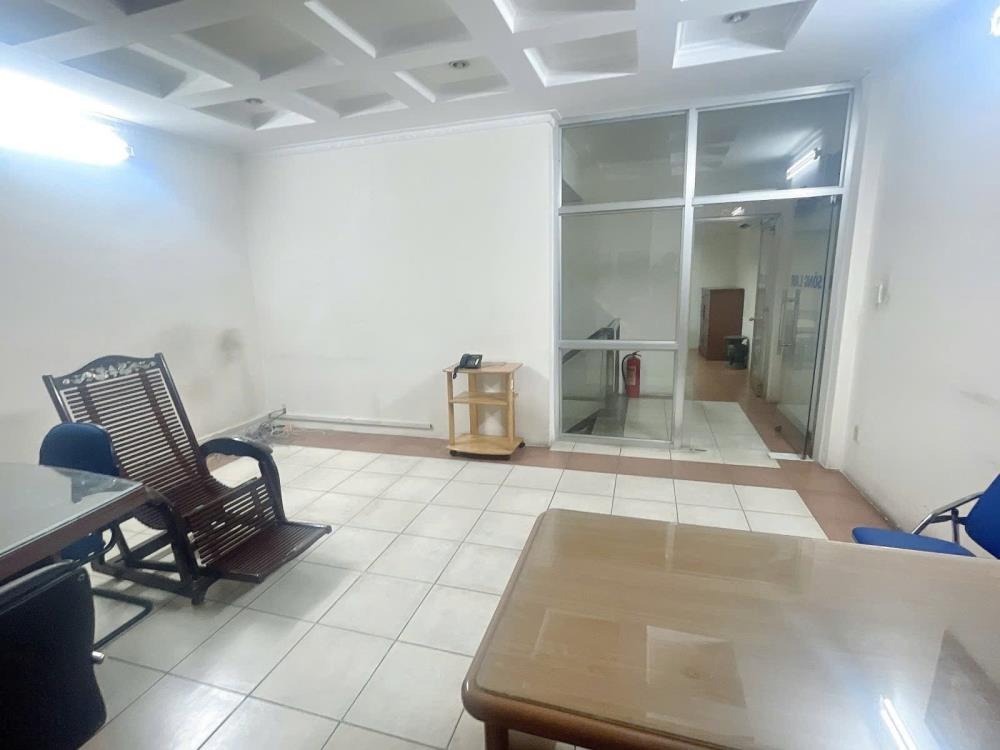 Bán nhà hẻm xe hơi Mê Linh, Bình Thạnh: 1 trệt 2 lầu, 5 phòng, 19.5 tỷ
