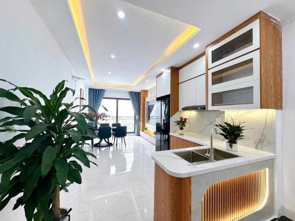 Siêu phẩm Định Công 6 Tầng, Thang Máy, Nội Thất 5 Sao - Giá Chỉ 8 Tỷ