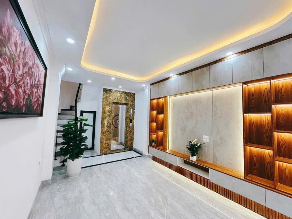 Siêu phẩm Định Công 6 Tầng, Thang Máy, Nội Thất 5 Sao - Giá Chỉ 8 Tỷ