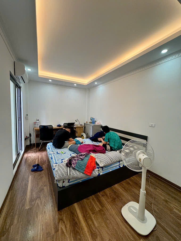 Bán Nhà Phố Minh Khai - Hai Bà Trưng: 32m2 - 7.2 Tỷ - Vị Trí Đắc Địa