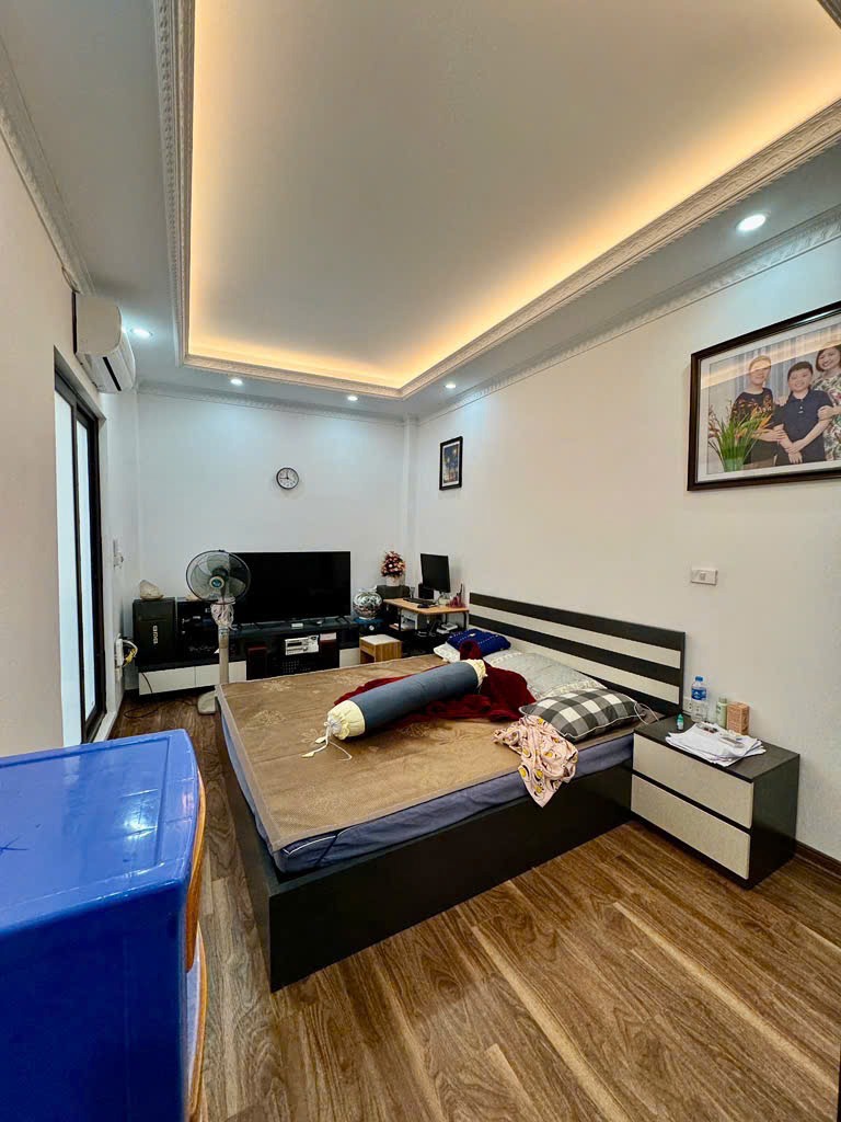 Bán Nhà Phố Minh Khai - Hai Bà Trưng: 32m2 - 7.2 Tỷ - Vị Trí Đắc Địa