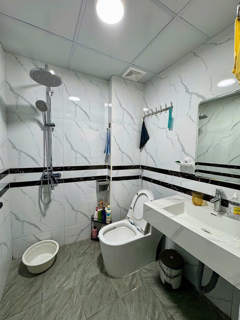 Bán Nhà Phố Minh Khai - Hai Bà Trưng: 32m2 - 7.2 Tỷ - Vị Trí Đắc Địa