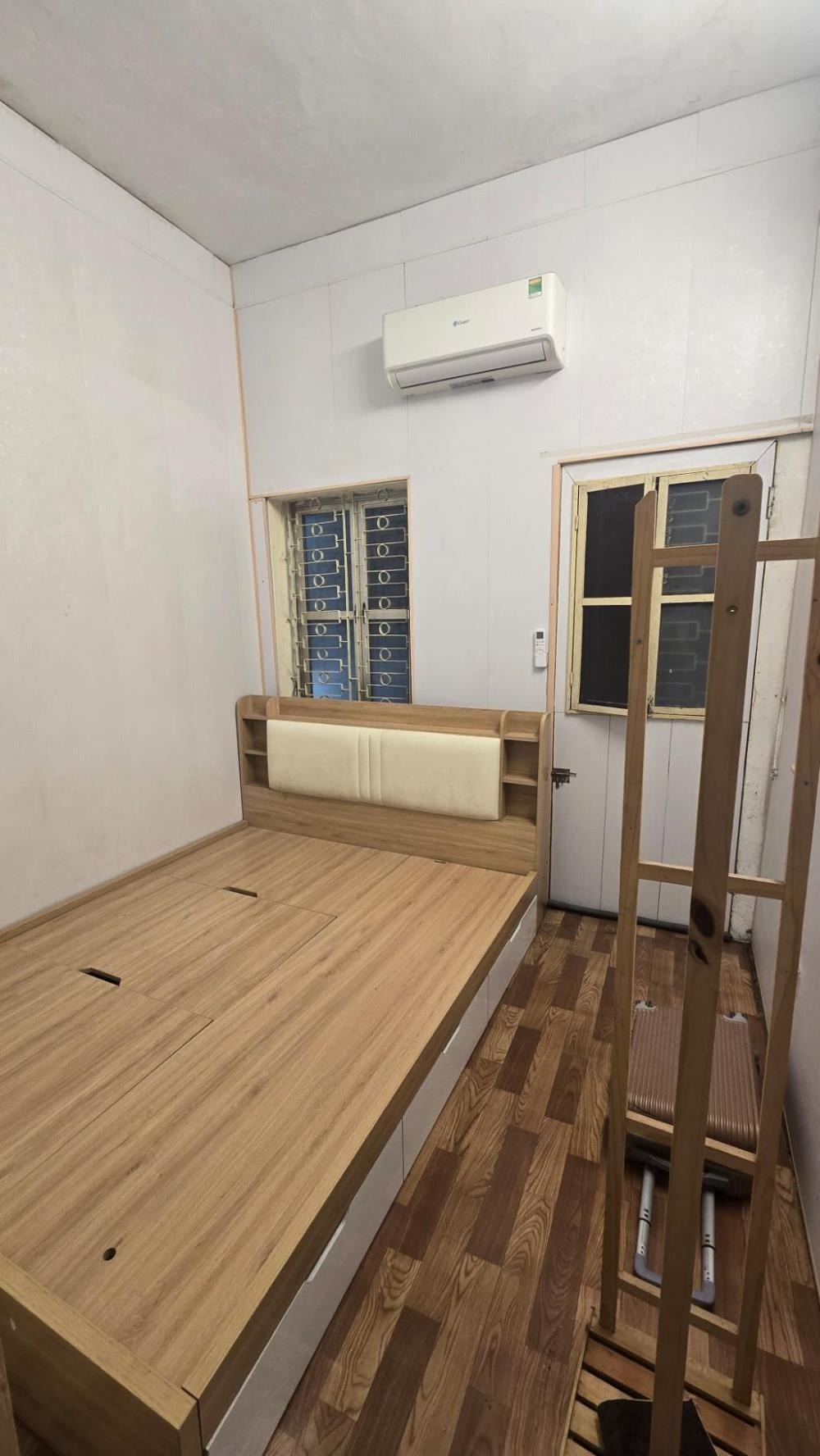 Nhà Hiếm Gần Phố: 3 Tầng, 4.39 Tỷ, Ngõ 257 Thanh Nhàn, Hai Bà Trưng