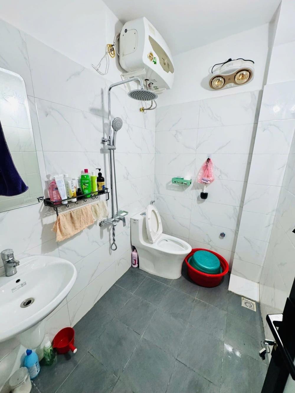 Nhà Đại Mỗ 5 Tầng, Oto Đỗ Cửa, Giá 5.75 tỷ - Vị Trí Đẹp, Tiện Ích Vườn