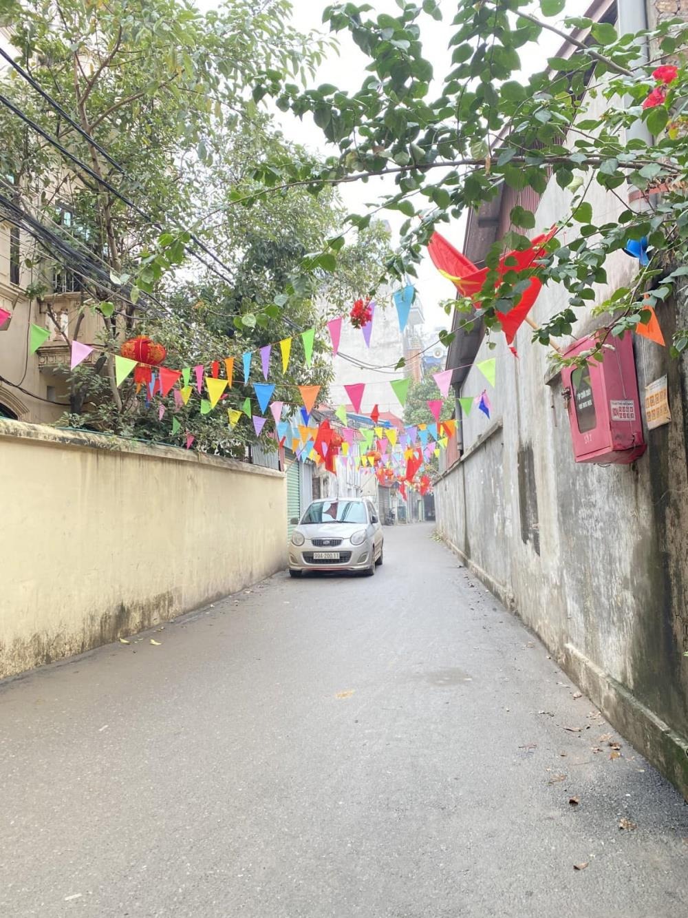 Nhà Đại Mỗ 5 Tầng, Oto Đỗ Cửa, Giá 5.75 tỷ - Vị Trí Đẹp, Tiện Ích Vườn