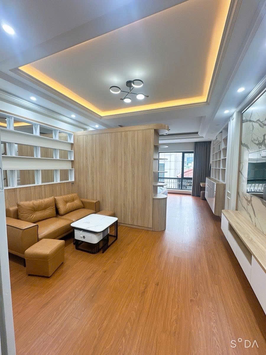 Siêu phẩm Phân Lô Cầu Giấy 50m2 - 6 Tầng - Ô Tô Tránh - Giá Tốt