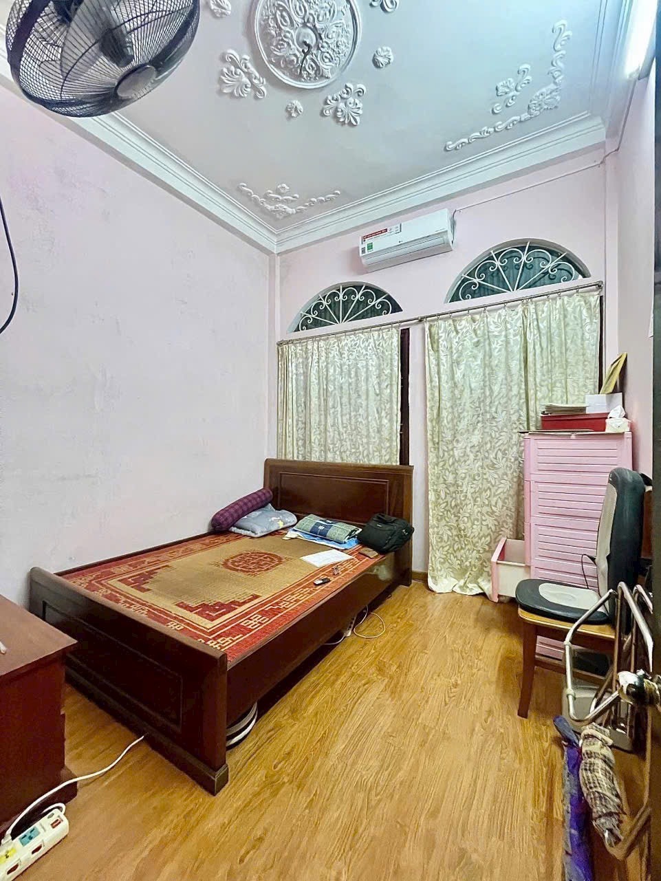 Bán nhà La Thành, Đống Đa - 35m2, 4 tầng, 7 tỷ - Vị trí đẹp, thoáng sáng