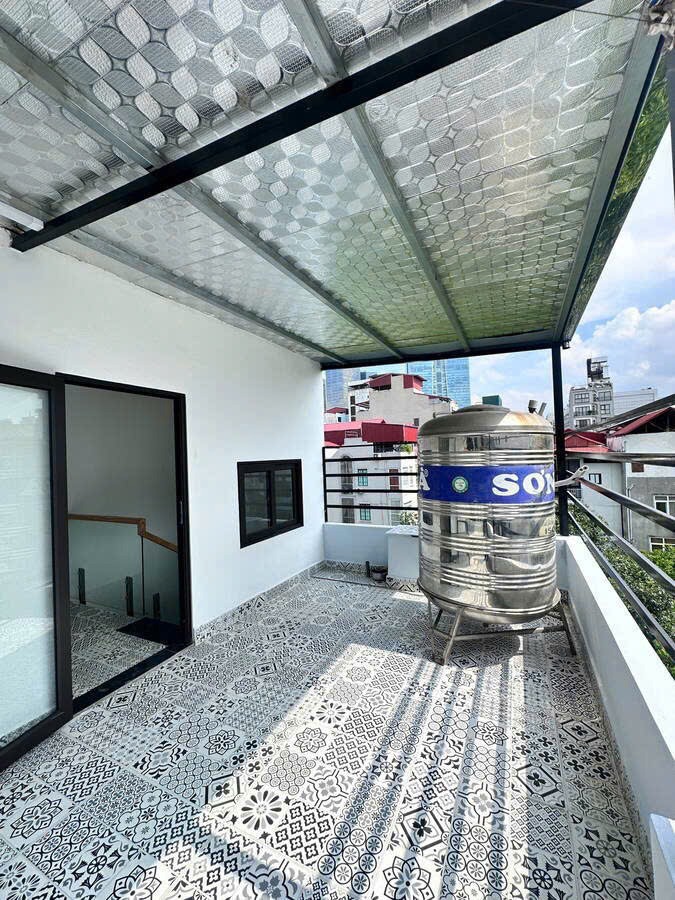 Đất nền mặt tiền Đội Cấn 34m2 - Lô góc thoáng - Ngõ thông Kim Mã