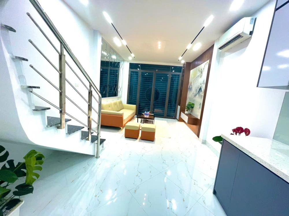 Nhà phố Khương Trung giá tốt: 33m2, 3 tầng, 3 tỷ - Vị trí đẹp, ngõ thông