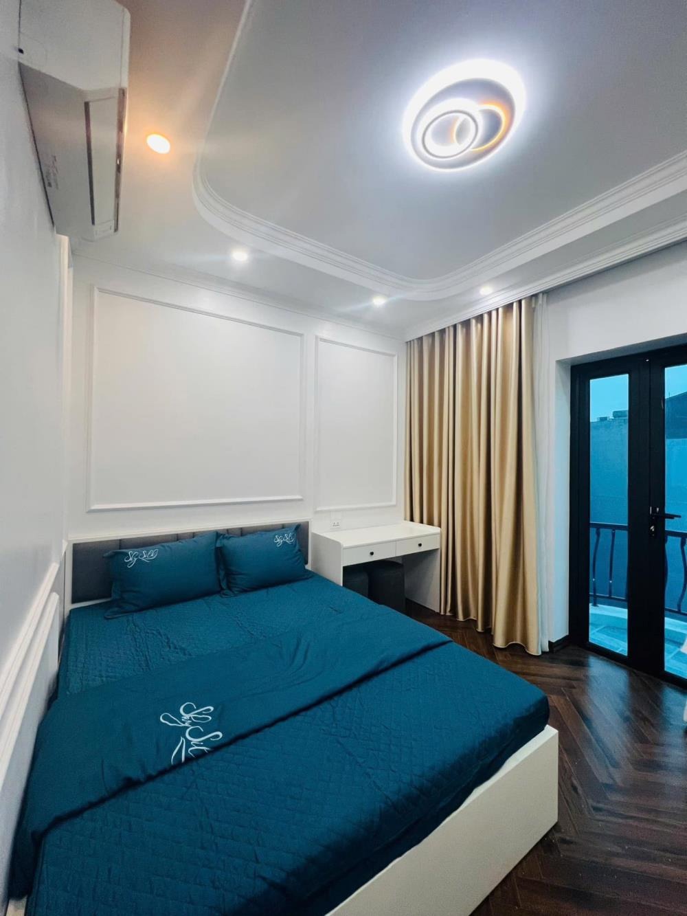 Khu Đô Thị Văn Khê: Nhà 7 Tầng, Thang Máy, Kinh Doanh, Giá Tốt