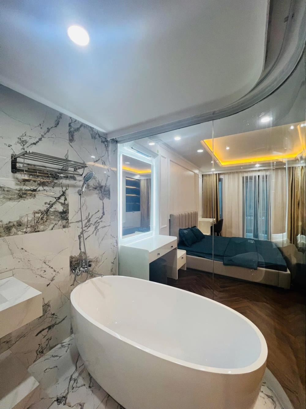 Khu Đô Thị Văn Khê: Nhà 7 Tầng, Thang Máy, Kinh Doanh, Giá Tốt