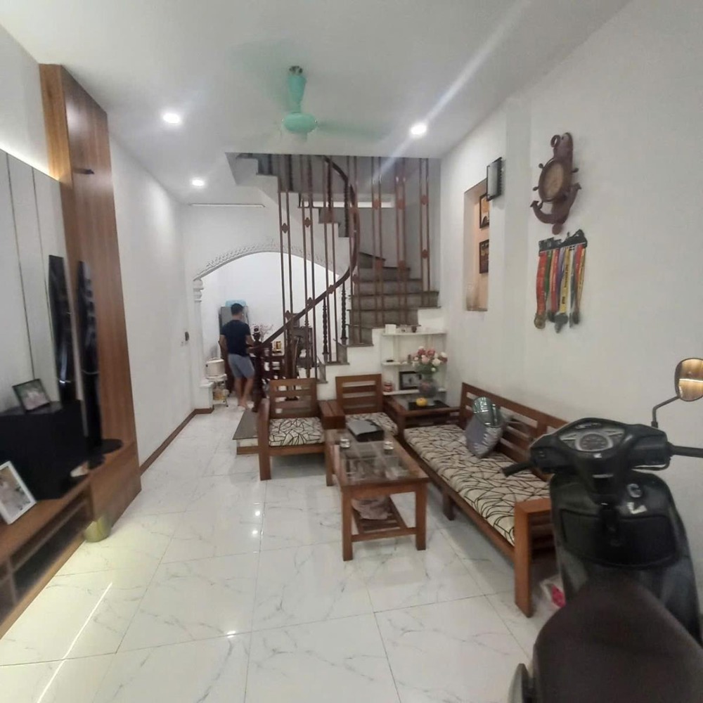 Nhà Phân Lô Vỉa Hè Hà Đông - 4 Tầng, Kinh Doanh, Ô Tô Đỗ Cửa