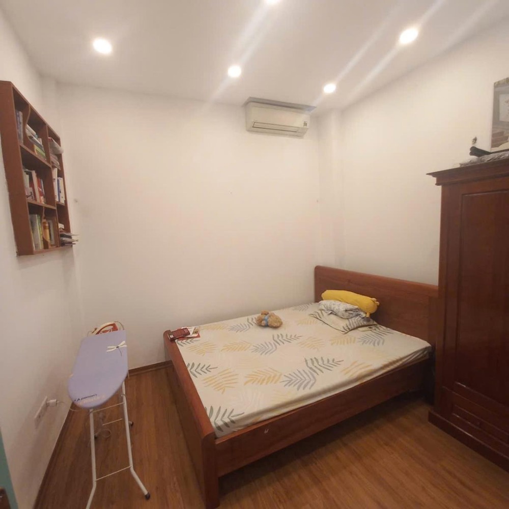 Nhà Phân Lô Vỉa Hè Hà Đông - 4 Tầng, Kinh Doanh, Ô Tô Đỗ Cửa