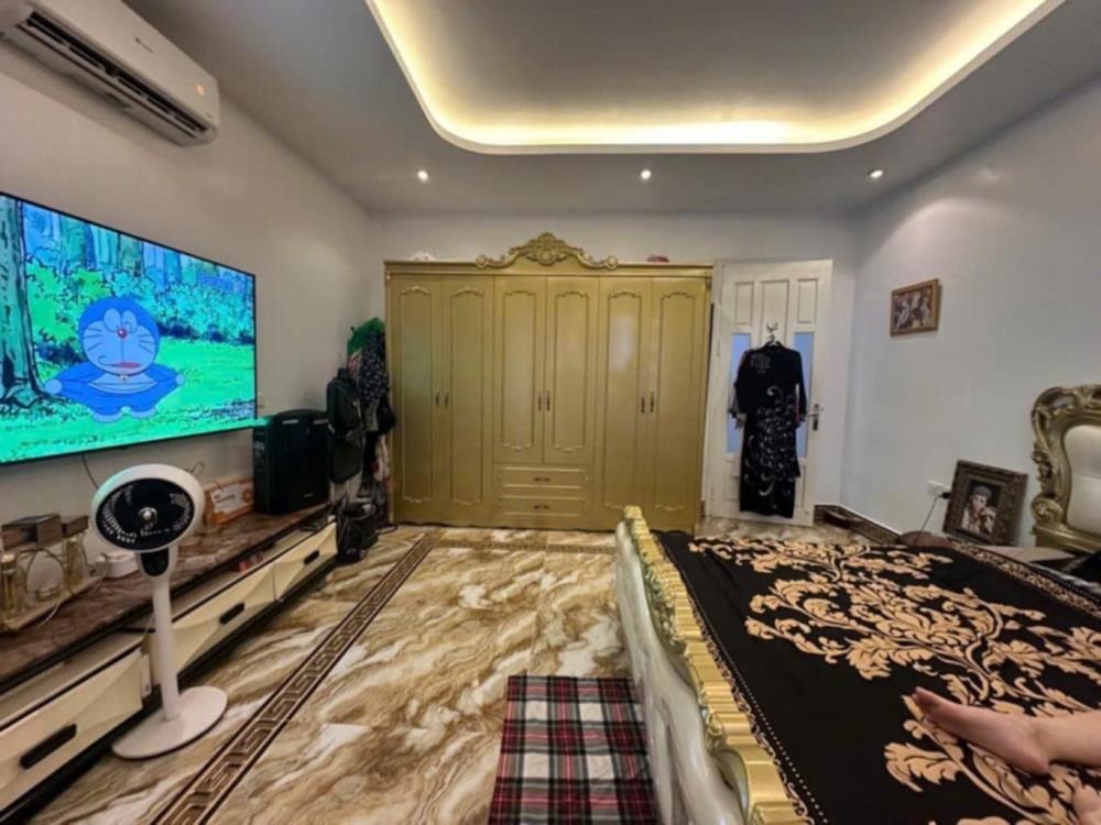Bán nhà Đường Bưởi - Phân lô cao cấp, 4 tầng, nội thất đẹp - Giá tốt