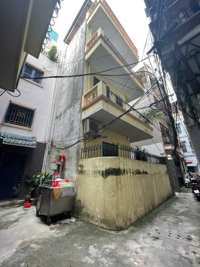 Bán nhà riêng Võng Thị, Tây Hồ: 20.9 tỷ, 88m2, 3PN, Full Nội Thất
