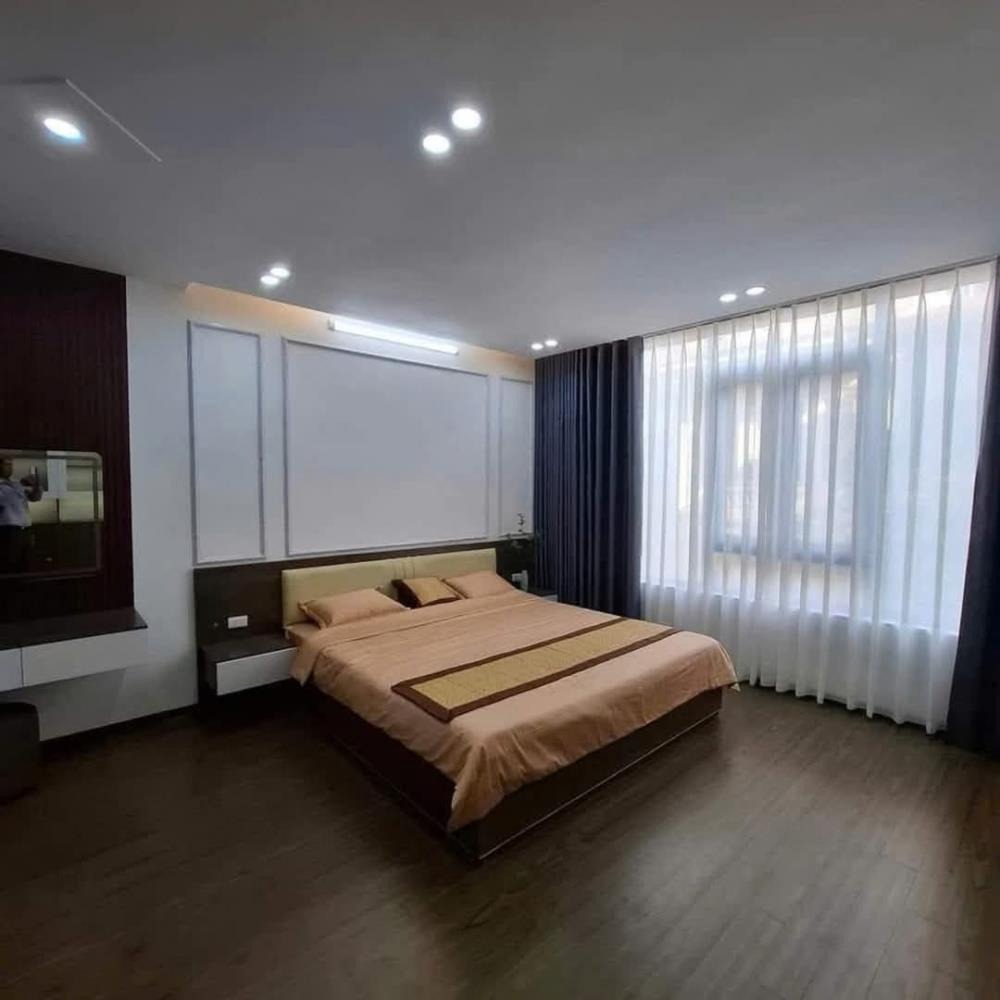Vương Thừa Vũ - Mặt Phố Kinh Doanh 7 Tầng - Giá Tốt