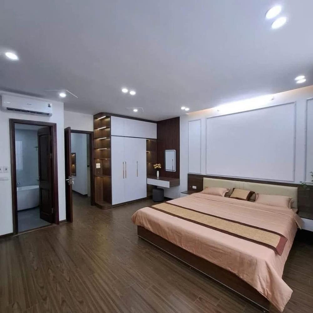 Vương Thừa Vũ - Mặt Phố Kinh Doanh 7 Tầng - Giá Tốt