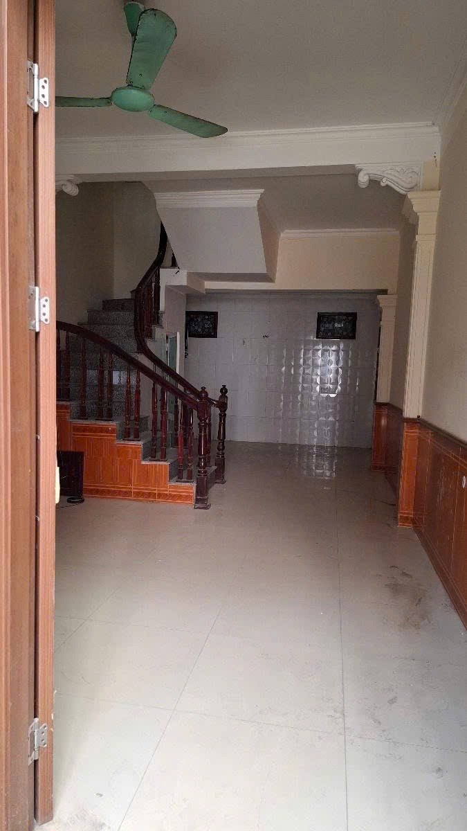 Bán Nhà Đẹp Từ Liêm: 5m Ô Tô, Nở Hậu, 3 Phòng Ngủ - Giá 8 Tỷ Thương Lượng