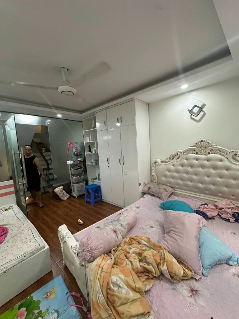 Bán nhà Kim Giang 6 tầng 36m2 - 10.5 tỷ - Phân lô - Đường Thoáng