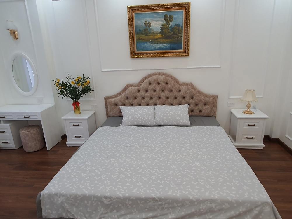Bán Liền Kề KĐT Nam La Khê 50m2, 6 Tầng, Phân Lô, Giá 13.6 Tỷ