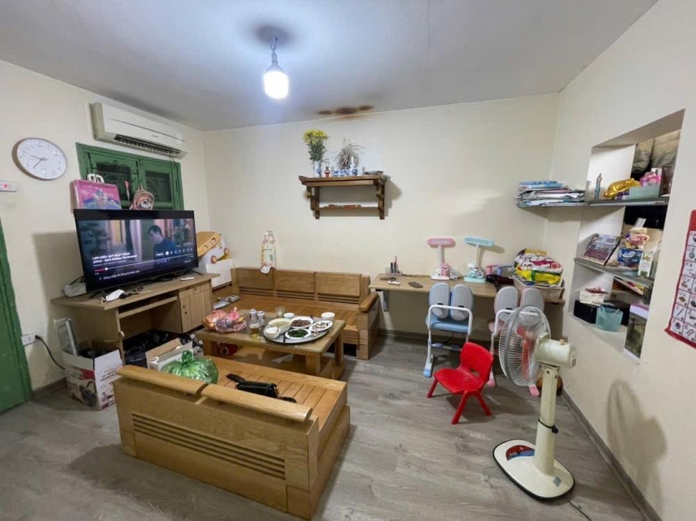 Bán Căn Hộ Kim Liên - Đống Đa - 50m2 - Giá 3.4 Tỷ - Sổ Đỏ Chính Chủ